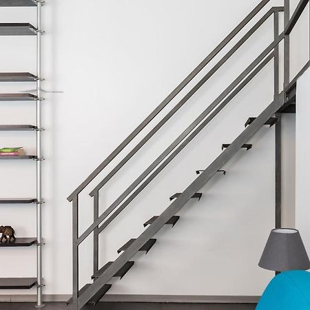 Trevi Fountain Modern Loft Apartment ローマ エクステリア 写真