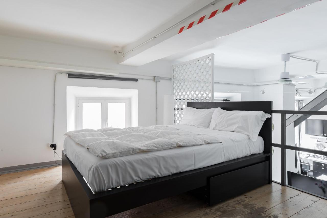 Trevi Fountain Modern Loft Apartment ローマ エクステリア 写真
