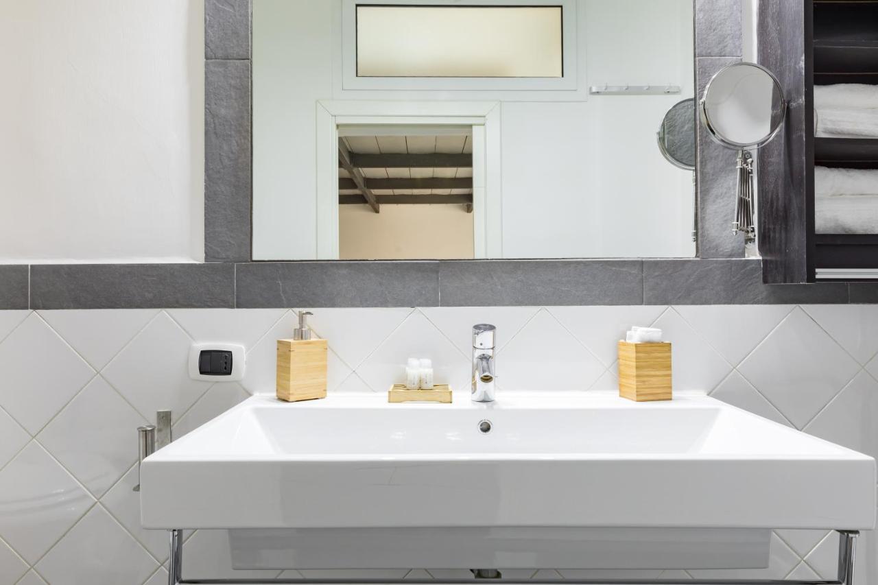 Trevi Fountain Modern Loft Apartment ローマ エクステリア 写真