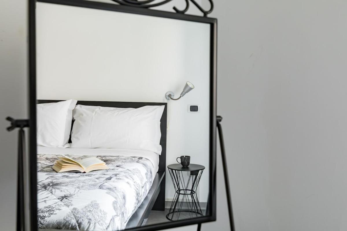 Trevi Fountain Modern Loft Apartment ローマ エクステリア 写真