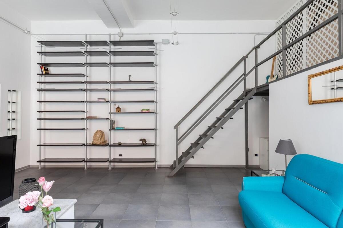 Trevi Fountain Modern Loft Apartment ローマ エクステリア 写真