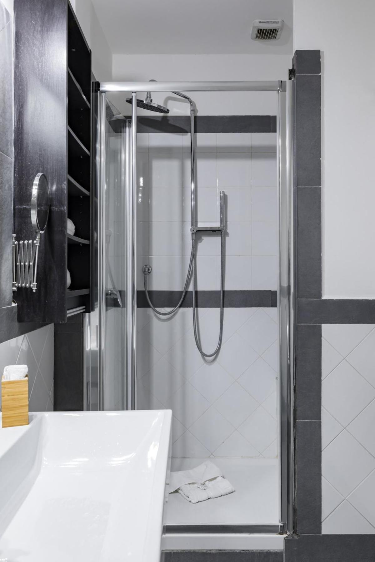 Trevi Fountain Modern Loft Apartment ローマ エクステリア 写真